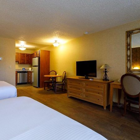 Gold Country Inn And Casino By Red Lion Hotels Elko Exterior photo