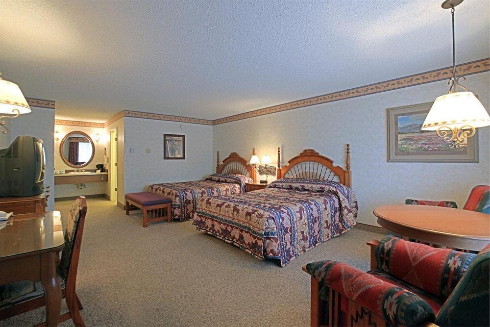 Gold Country Inn And Casino By Red Lion Hotels Elko Room photo
